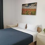 Clasificat - Cazare Grupuri Brasov Ap 2Dormitoare Si Living - Vouchere, Factura, Petfriendly, Adminro Srl